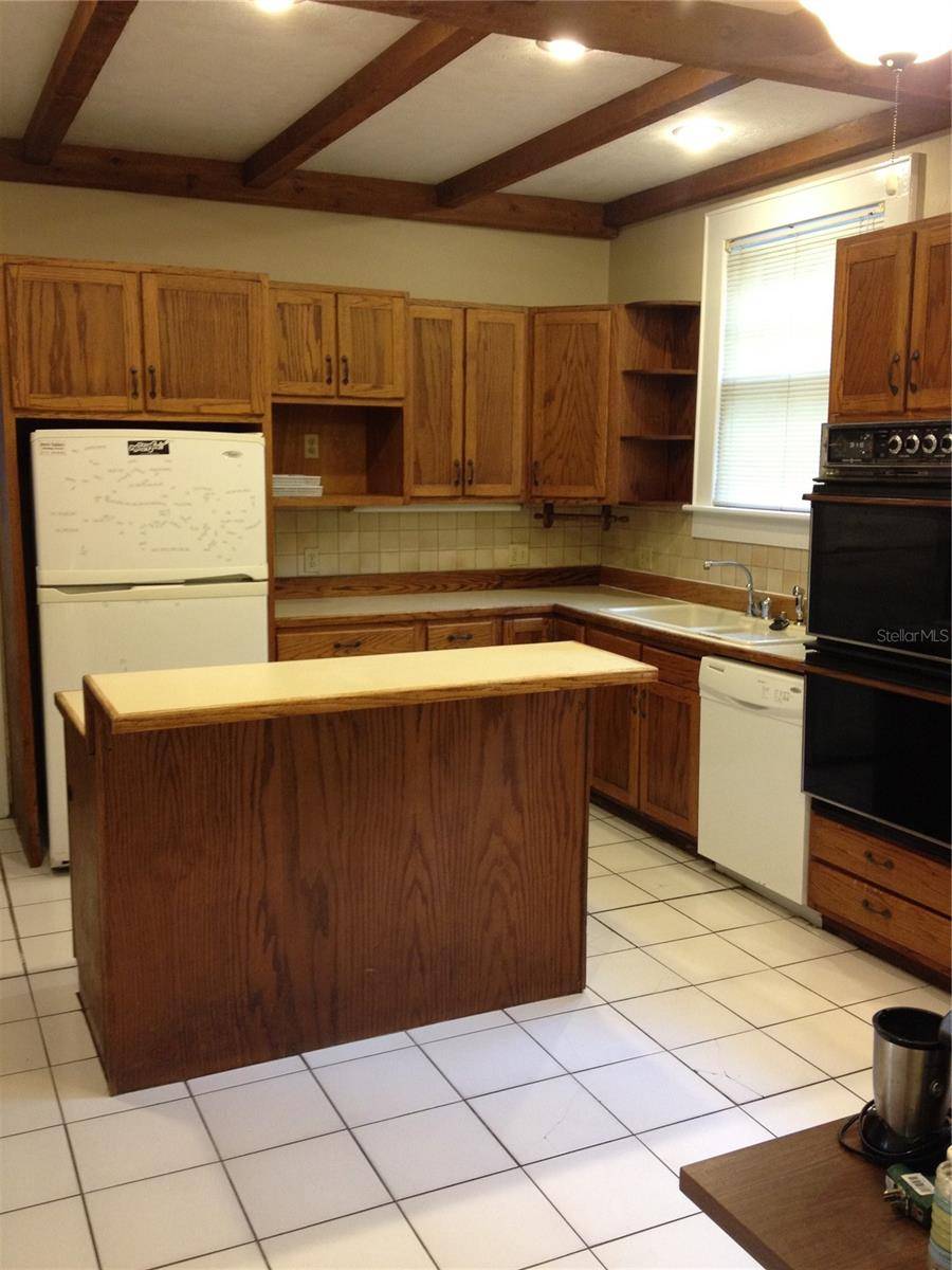 Gainesville, FL 32607,2612 SW 2ND AVE