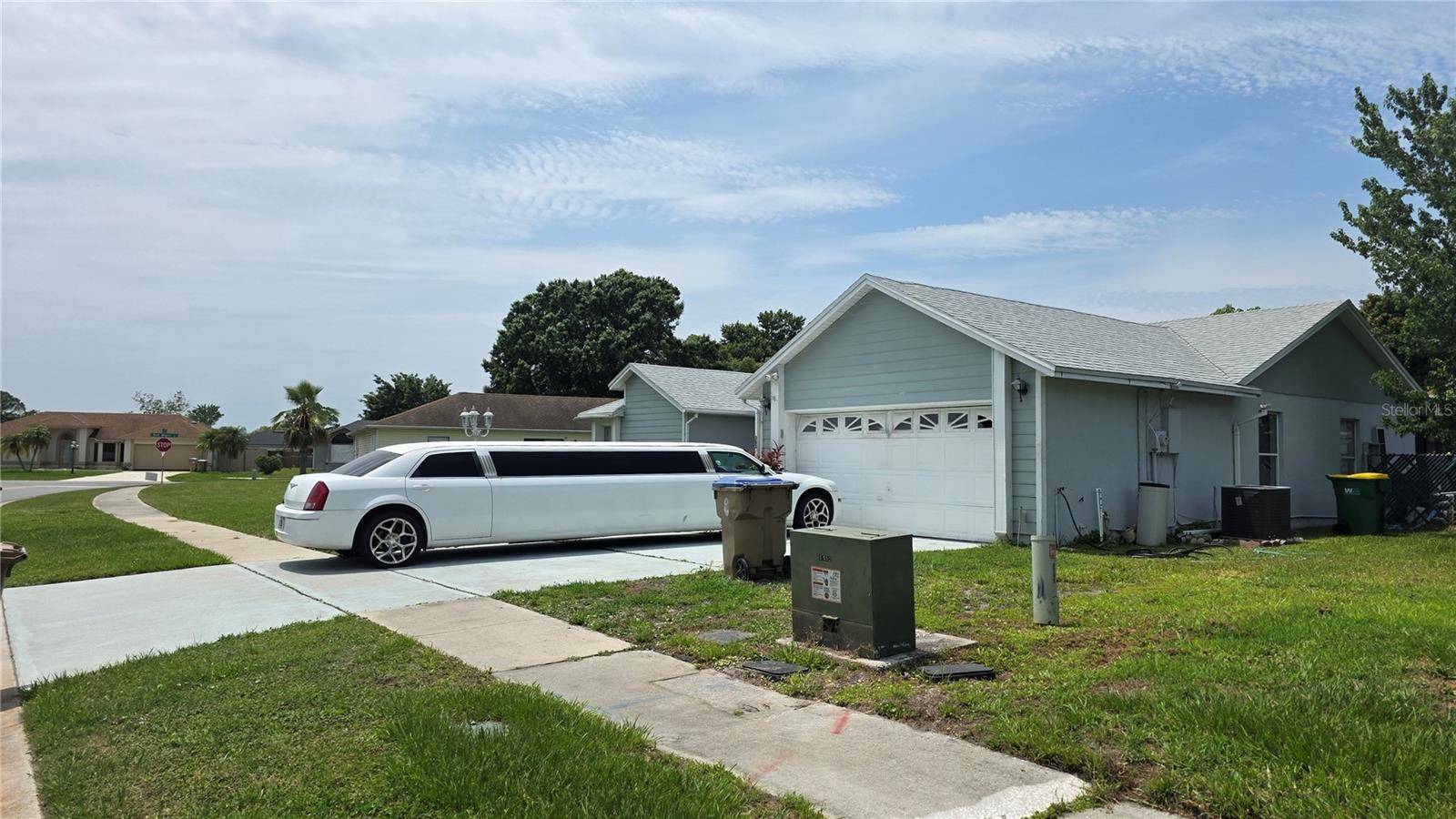 Kissimmee, FL 34743,303 SILK OAK DR