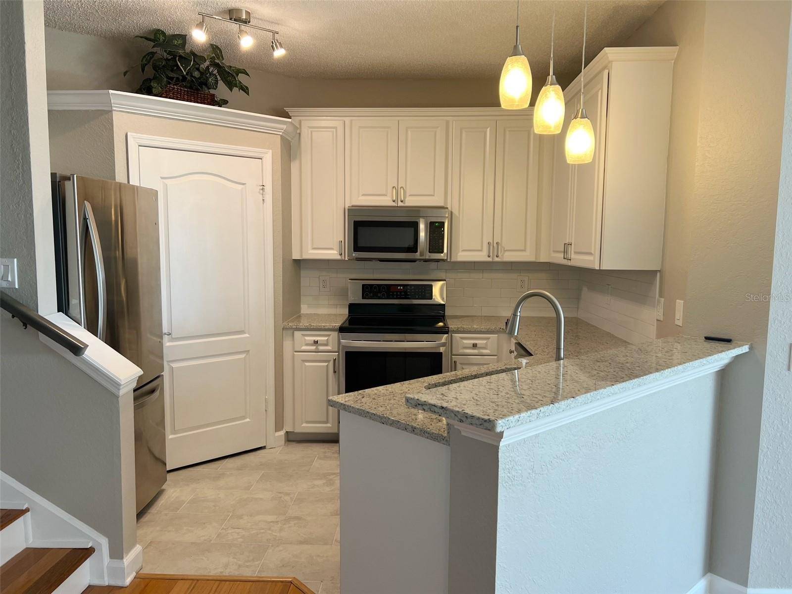 Tampa, FL 33602,713 CRUISE VIEW DR #713