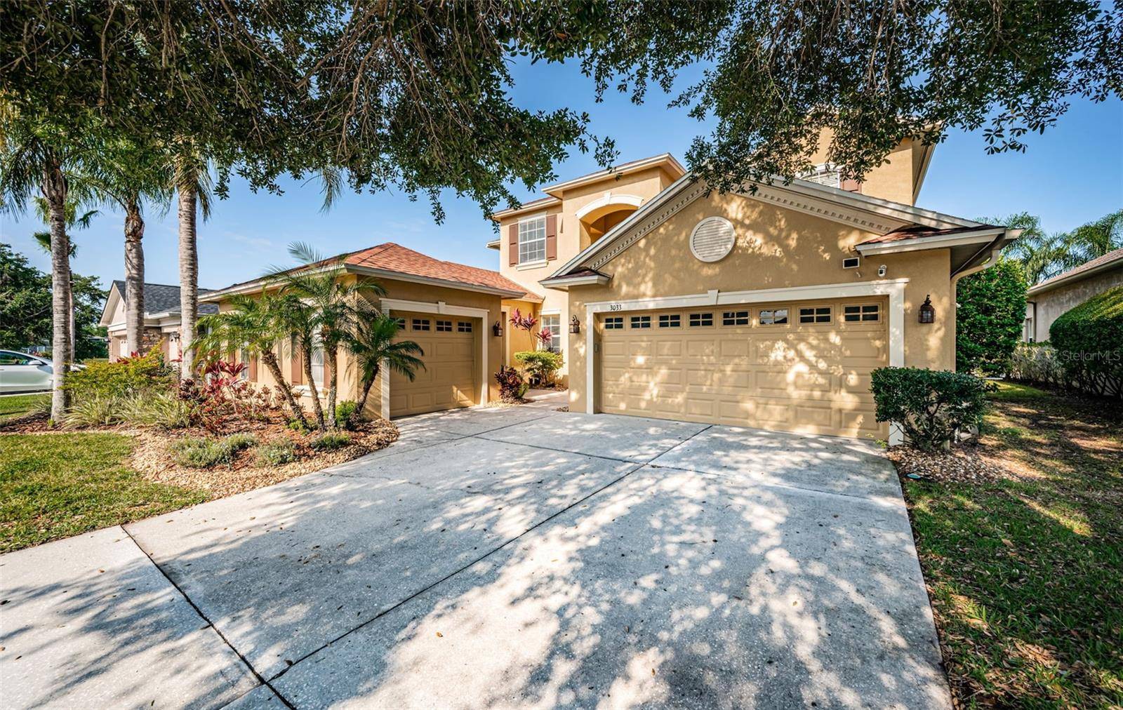 Land O Lakes, FL 34638,3033 STONEGATE FALLS DR