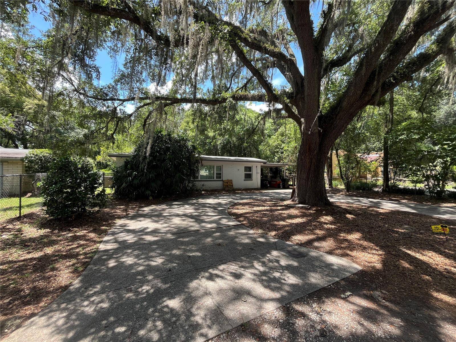 Gainesville, FL 32607,104 SW 26TH ST