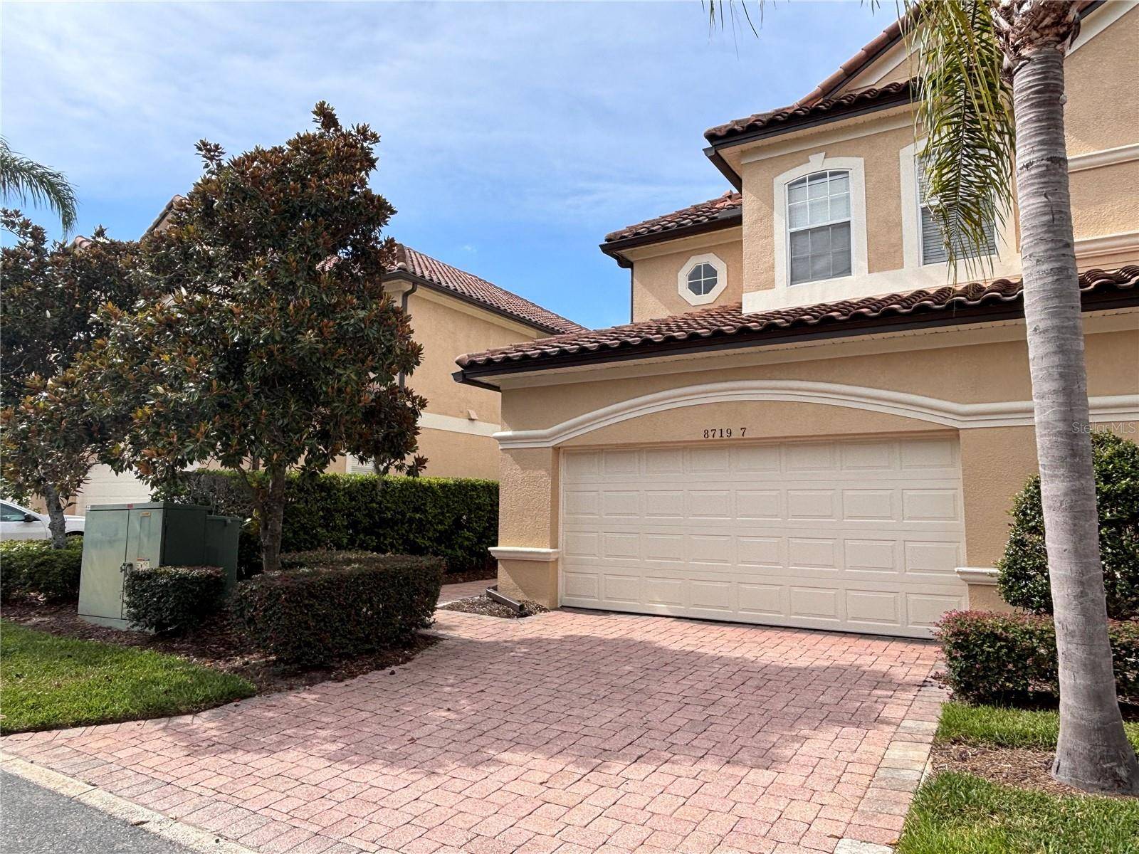 Orlando, FL 32836,8719 THE ESPLANADE #7