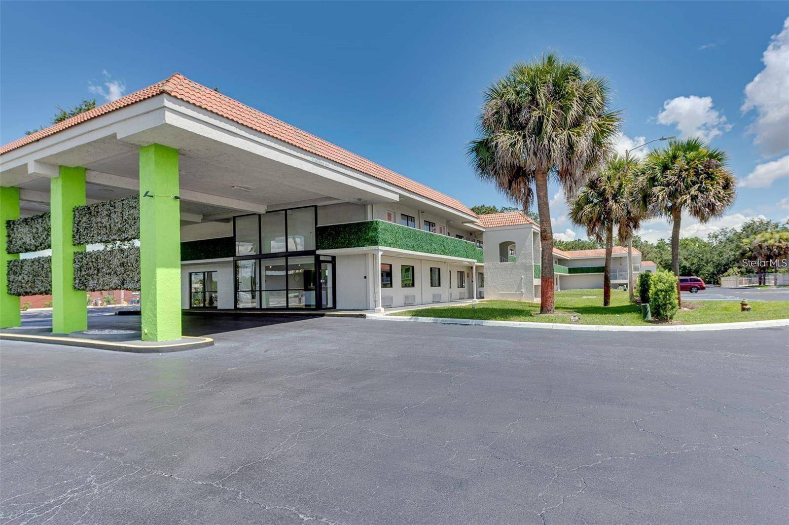 Kissimmee, FL 34746,5367 W IRLO BRONSON MEMORIAL HWY #2-206