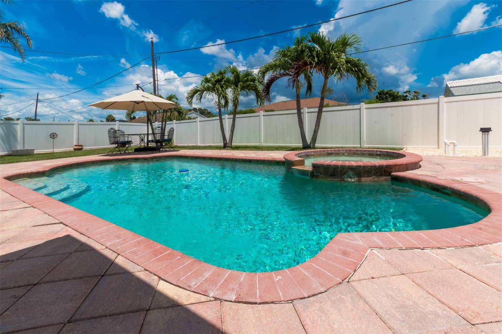 Venice, FL 34293,438 MEXICALI AVE