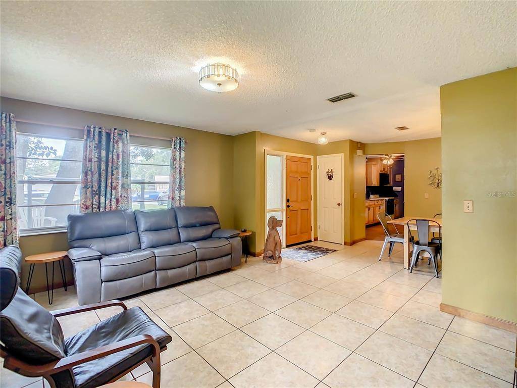 Kissimmee, FL 34744,2422 SWEETBRIAR CT