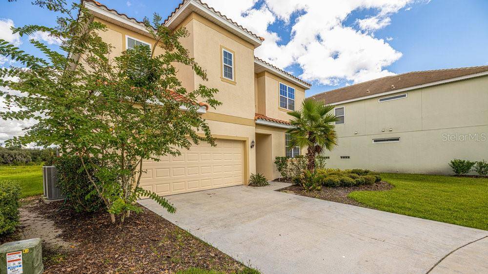 Davenport, FL 33837,8029 OAK SHADOW CT