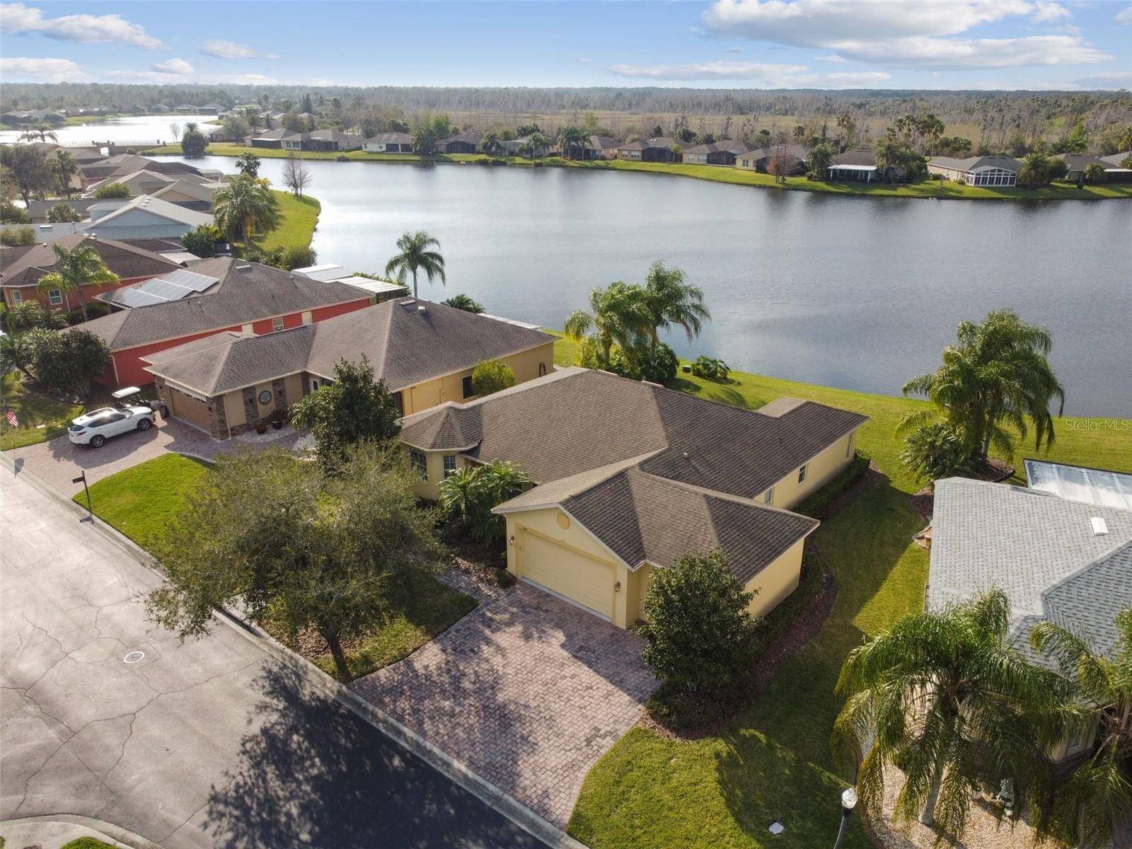 Poinciana, FL 34759,680 SHOREHAVEN DR