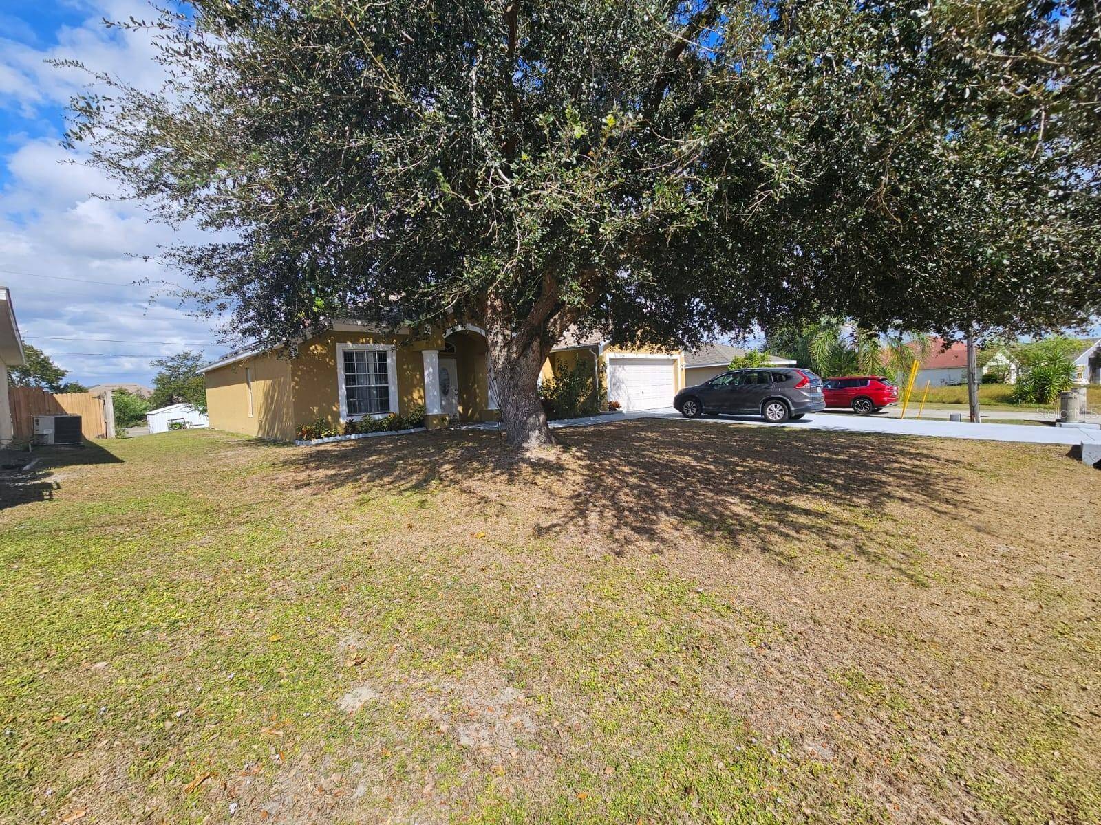 Kissimmee, FL 34759,221 GROUPER CT