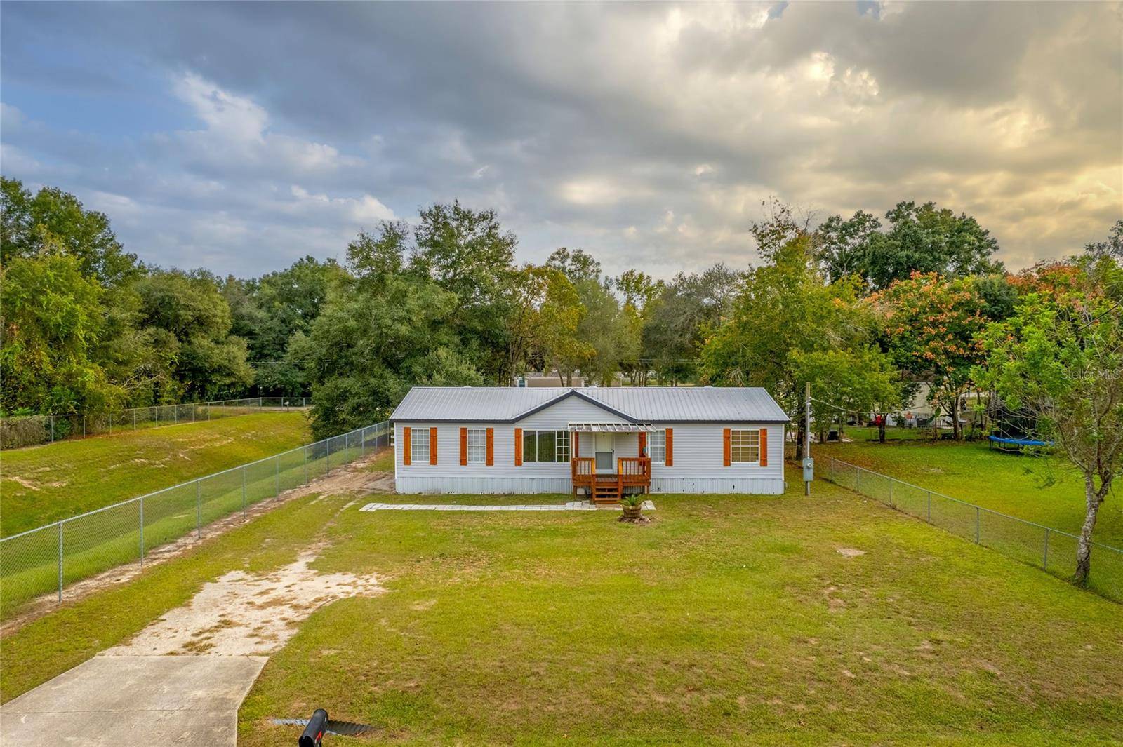 Summerfield, FL 34491,9320 SE 142ND LN