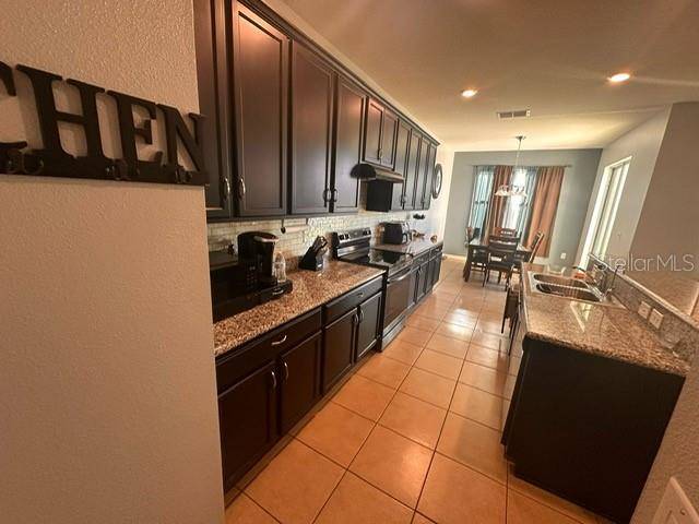Kissimmee, FL 34741,2585 NEEDLEPOINT ST