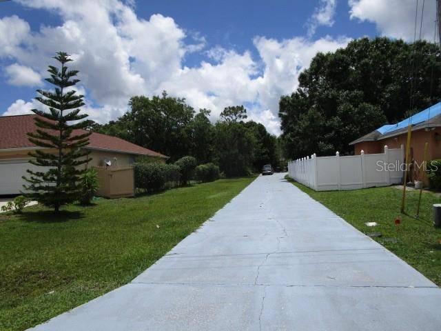 Poinciana, FL 34759,605 WALLABY LN