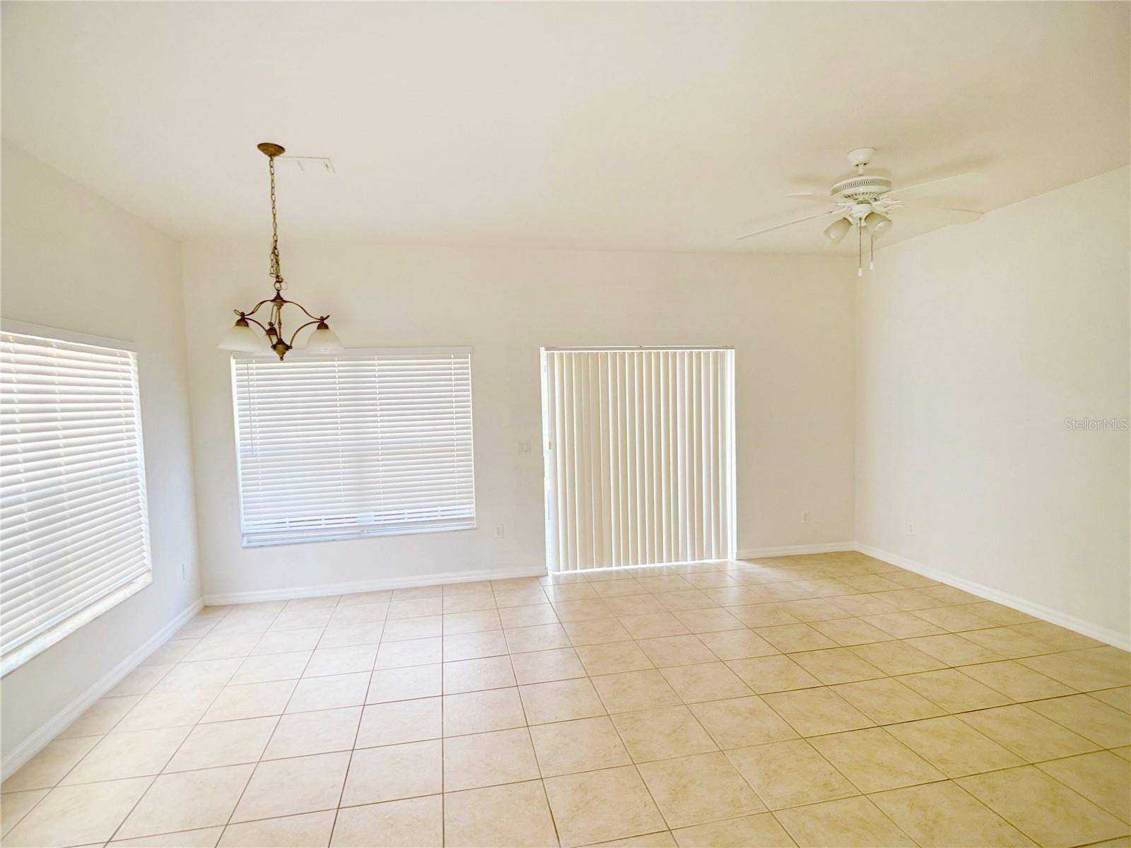 Kissimmee, FL 34746,2374 CARAVELLE CIR