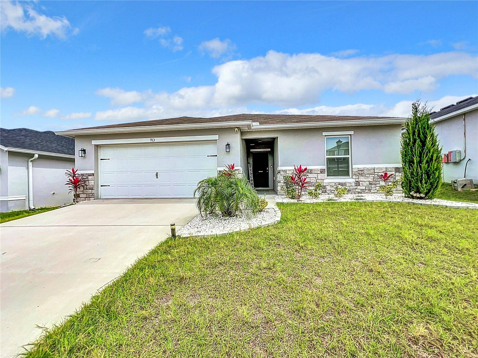 Winter Haven, FL 33881,913 GOTTHARD PASS DR