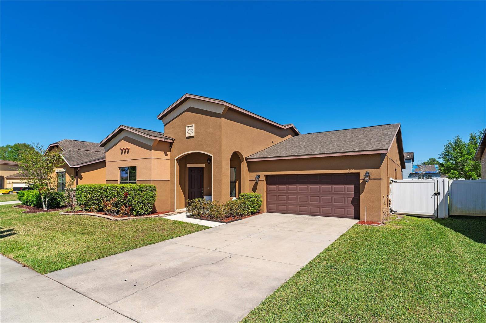 Kissimmee, FL 34744,911 LA TERRAZA LN