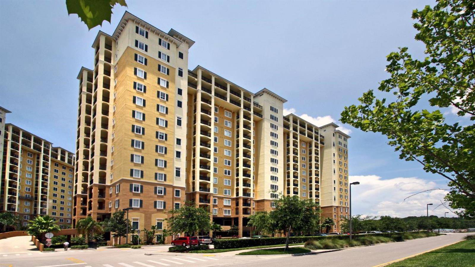 Orlando, FL 32821,8101 RESORT VILLAGE DR #3-703