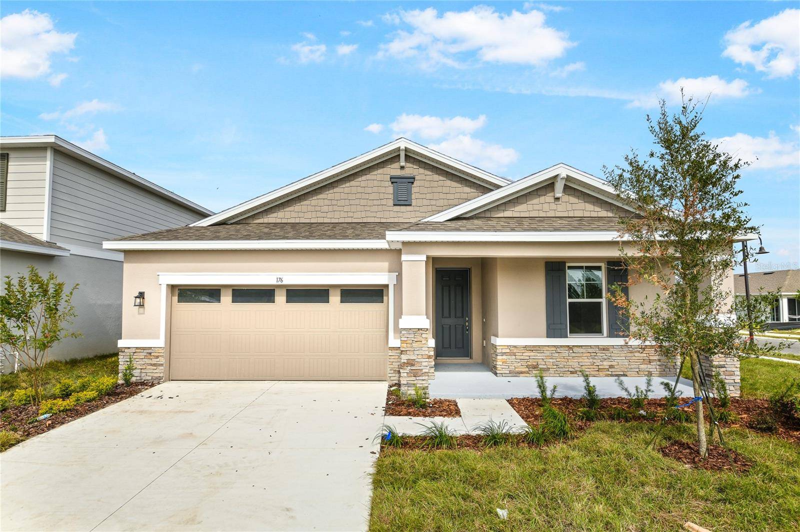 Umatilla, FL 32784,176 FLAG LILLY LN