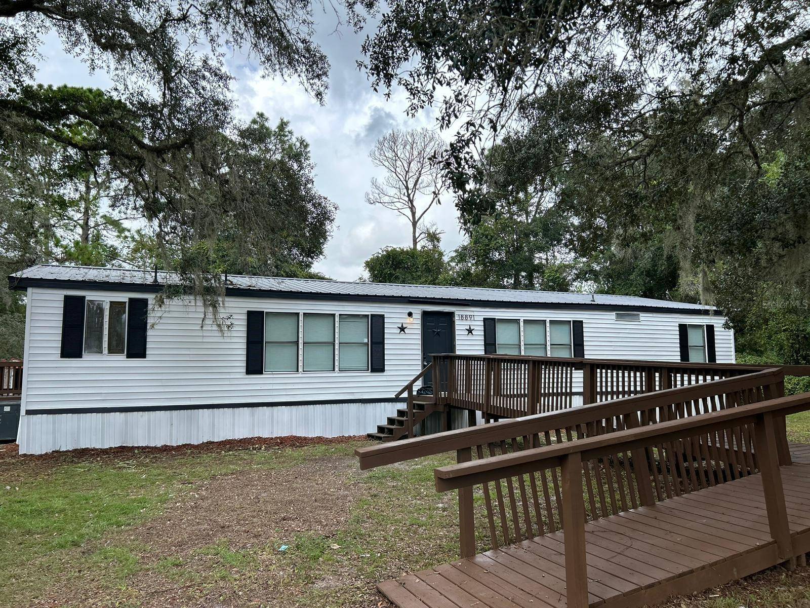 Ocklawaha, FL 32179,18891 SE 51ST ST