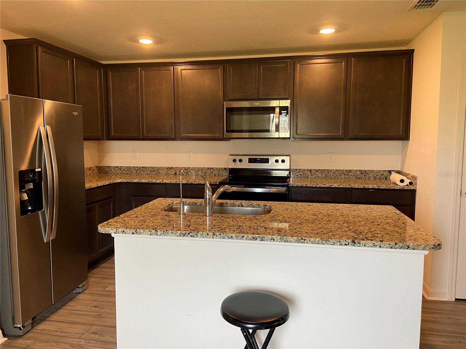 Tavares, FL 32778,1523 WYNFORD CIR