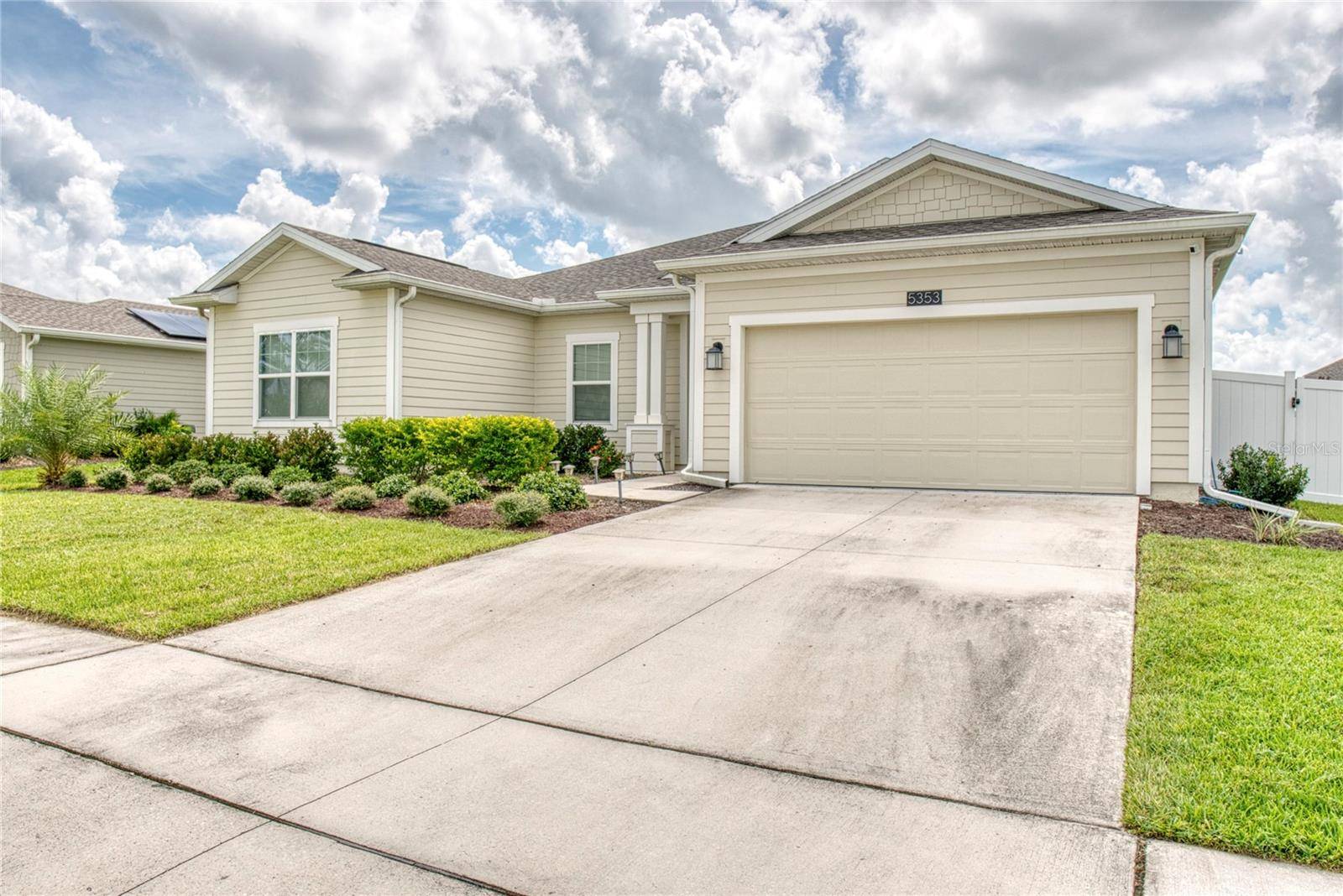 Mount Dora, FL 32757,5353 RED CORAL CIR