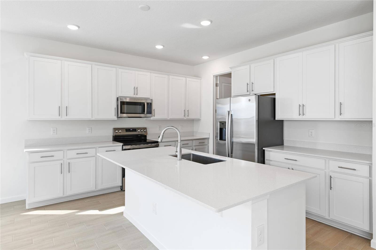 Tavares, FL 32778,4224 SAWTOOTH CT