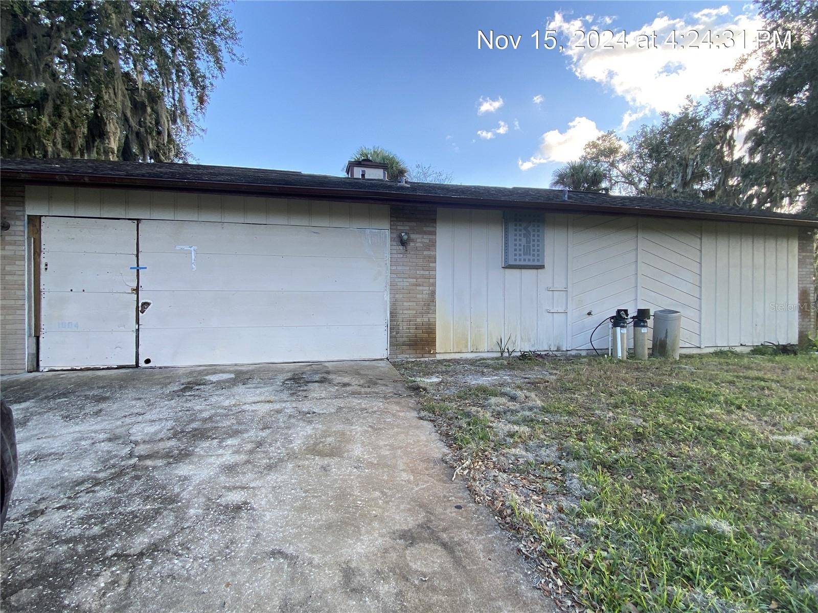 Edgewater, FL 32132,1604 ROYAL PALM DR