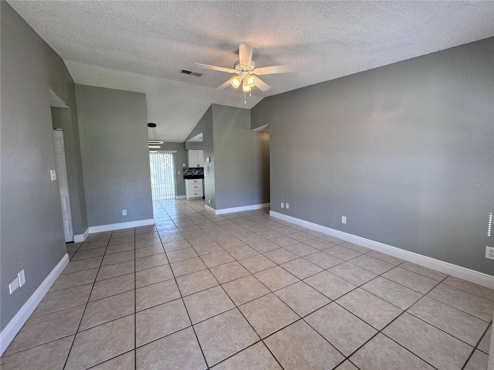 Kissimmee, FL 34758,802 TOLEDO CT