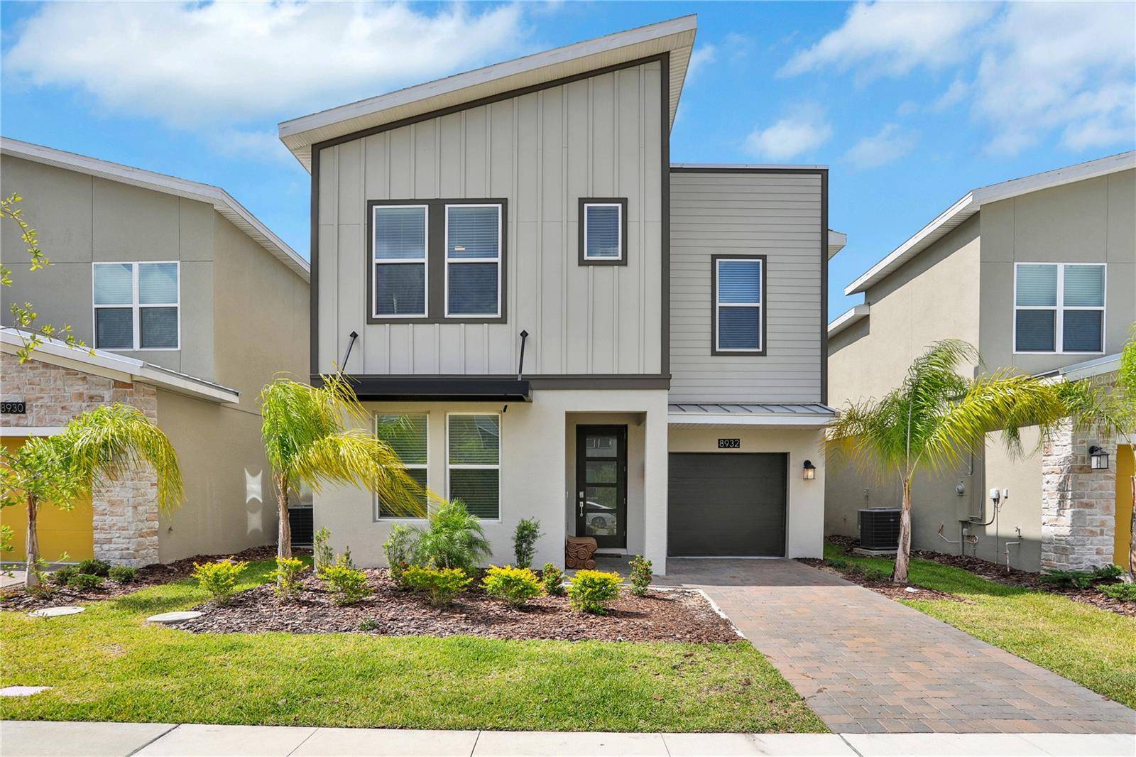 Davenport, FL 33896,8932 CABOT CLIFFS DR