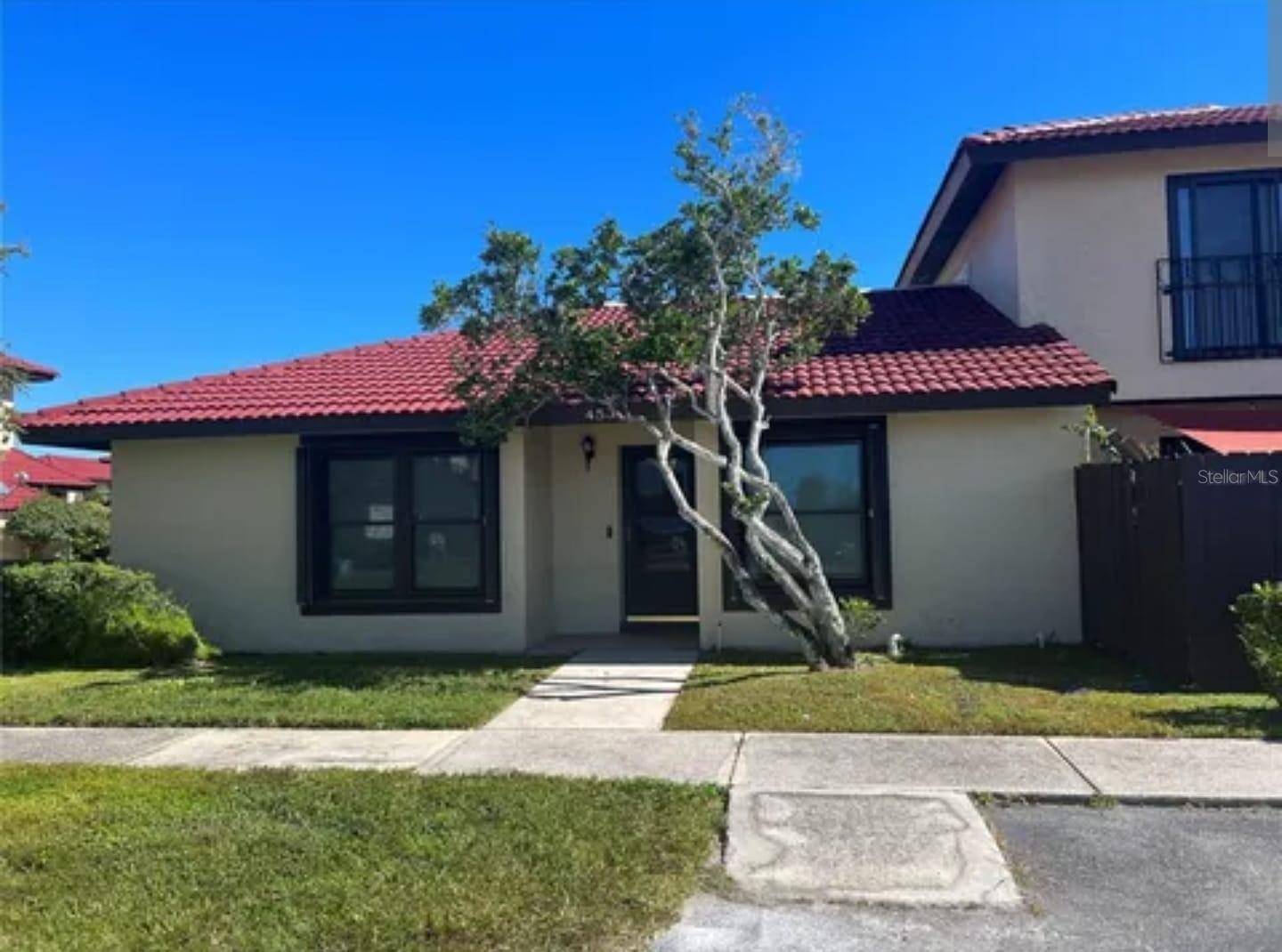 Kissimmee, FL 34758,453 HUNTER CIRCLE