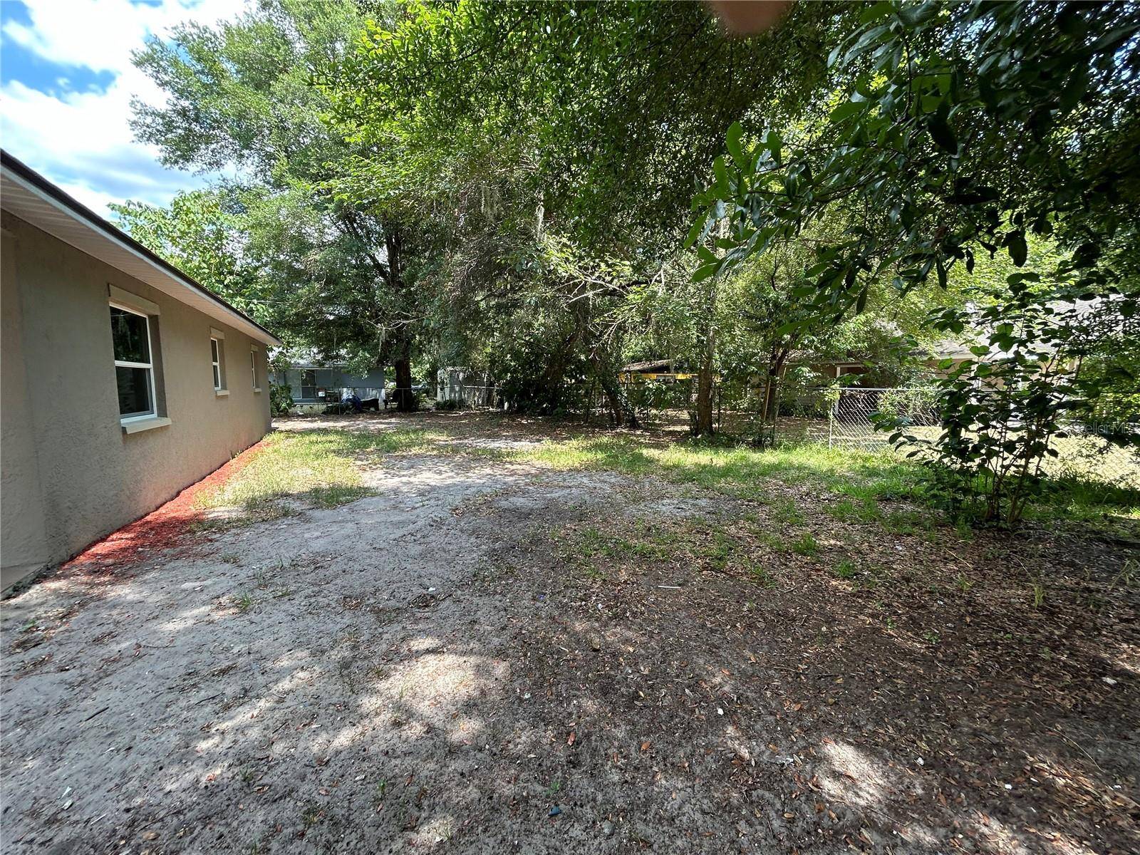 Hawthorne, FL 32640,7423 SE 226TH TER