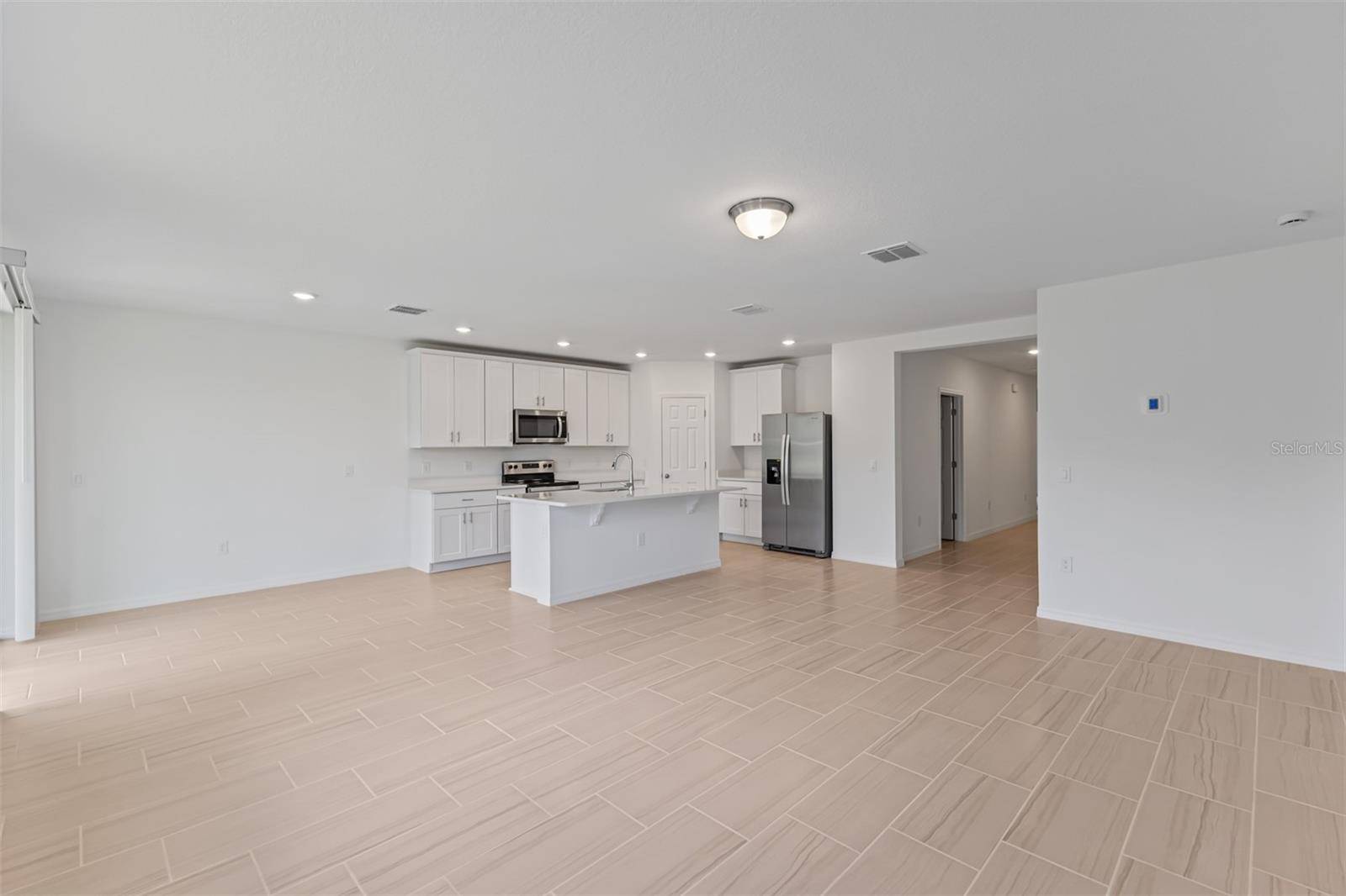 Poinciana, FL 34759,3142 VICEROY CT