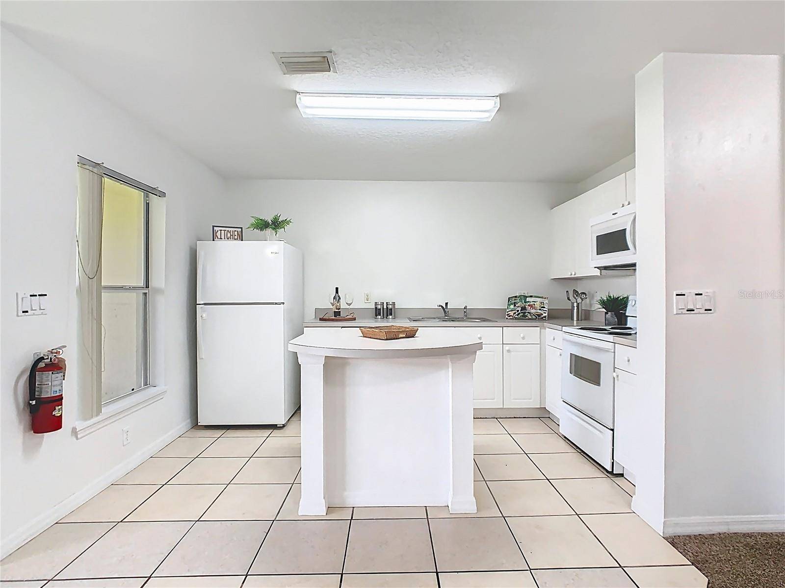 Kissimmee, FL 34746,2760 CLUB CORTILE CIR