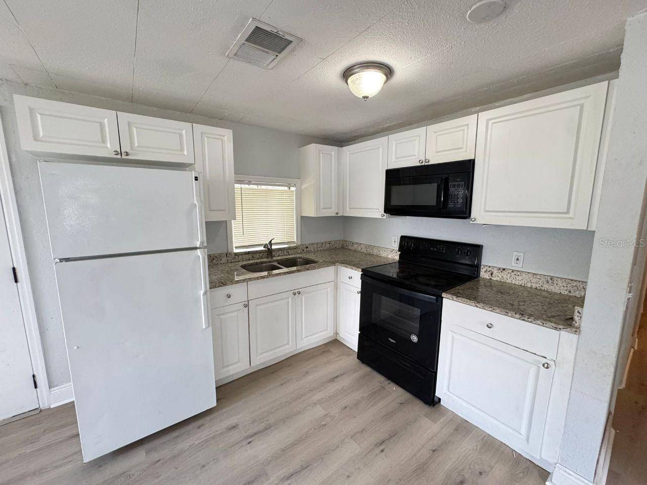 Fort Meade, FL 33841,708 SE PINE AVE