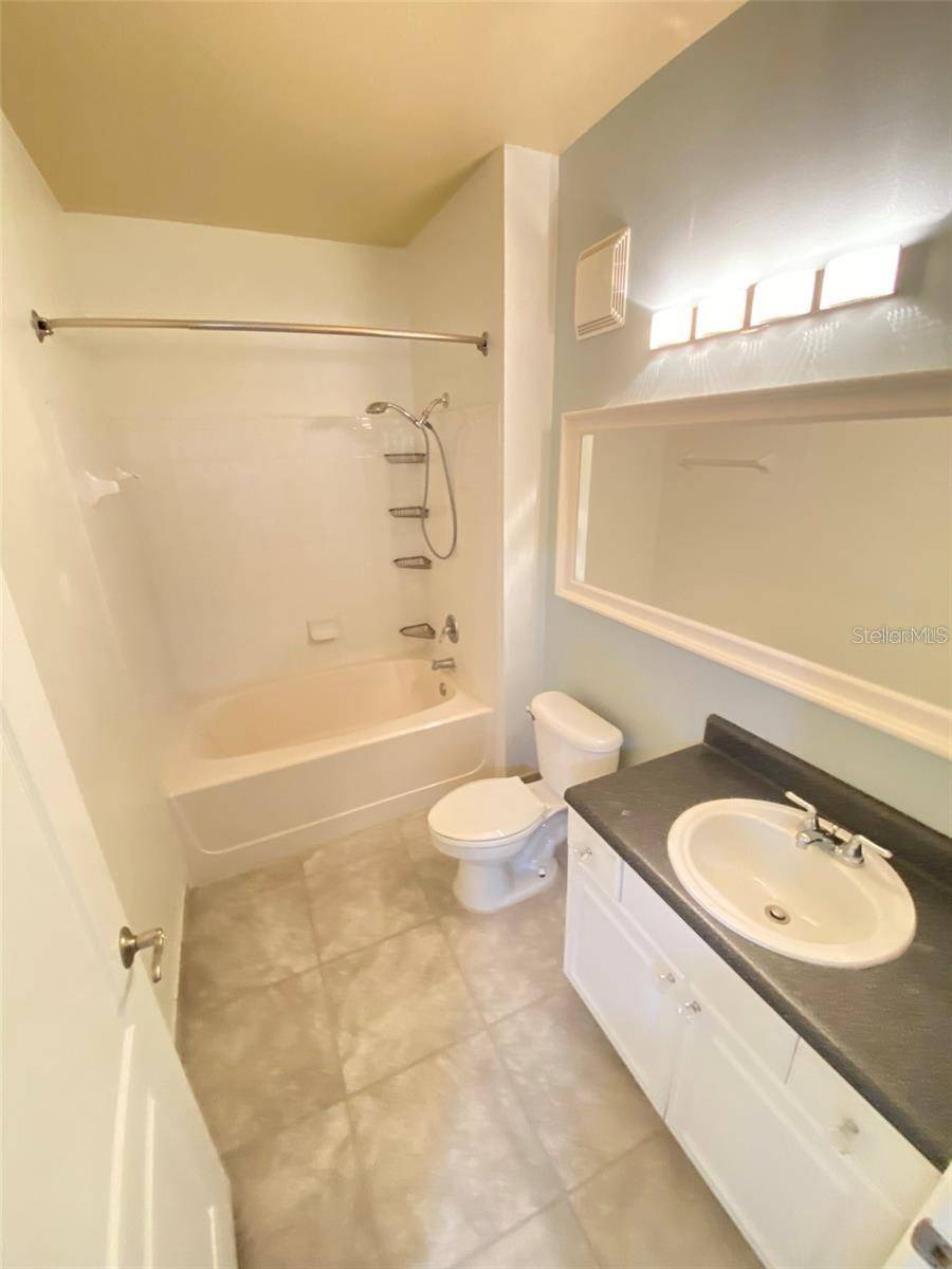 Orlando, FL 32821,19934 VILLA ISLE #107