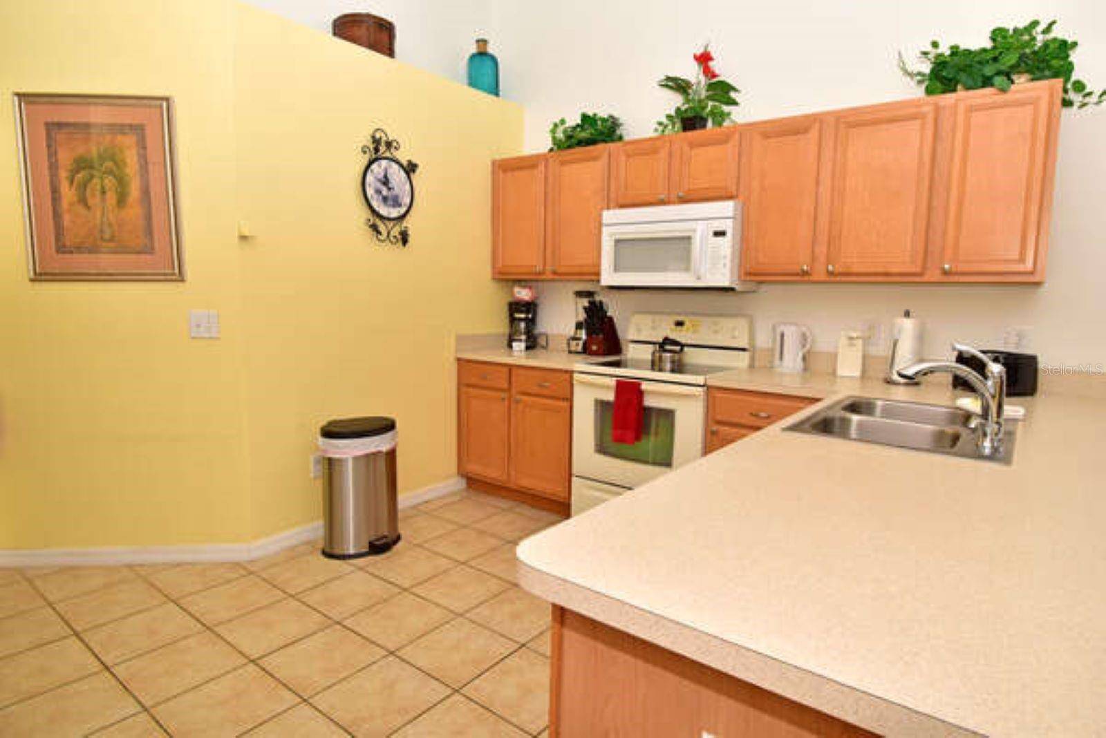 Davenport, FL 33897,215 CORDOVA AVE