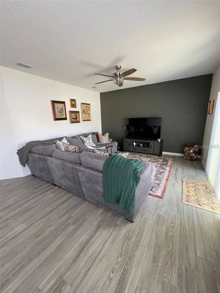 Kissimmee, FL 34758,2802 GLENDIVE DR