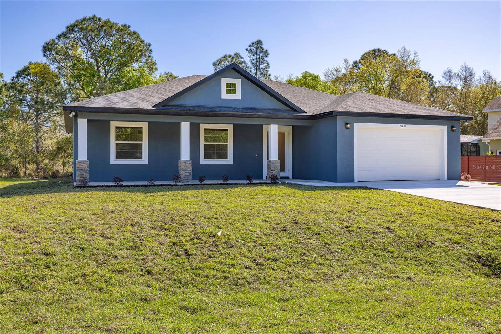 Avon Park, FL 33825,2300 N MONTEREY RD