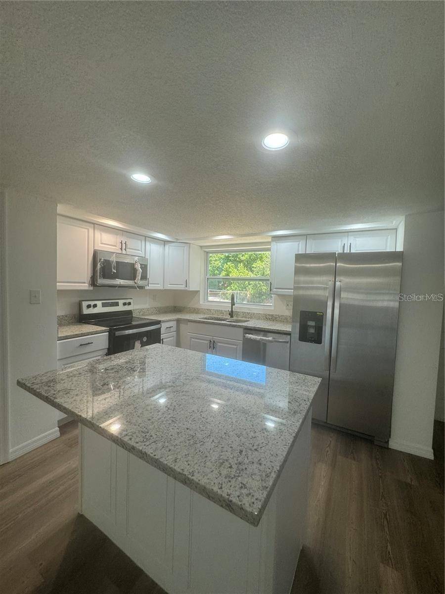 Winter Haven, FL 33880,1539 ROSELAWN ST SW