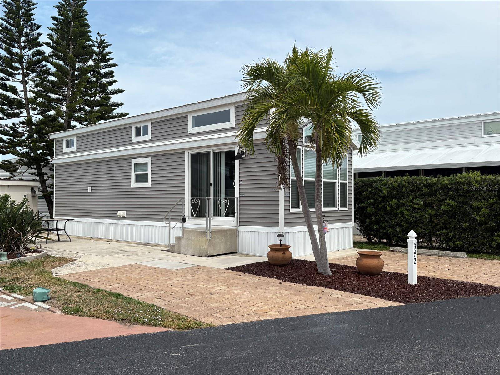 Melbourne Beach, FL 32951,342 CAROUSEL LN