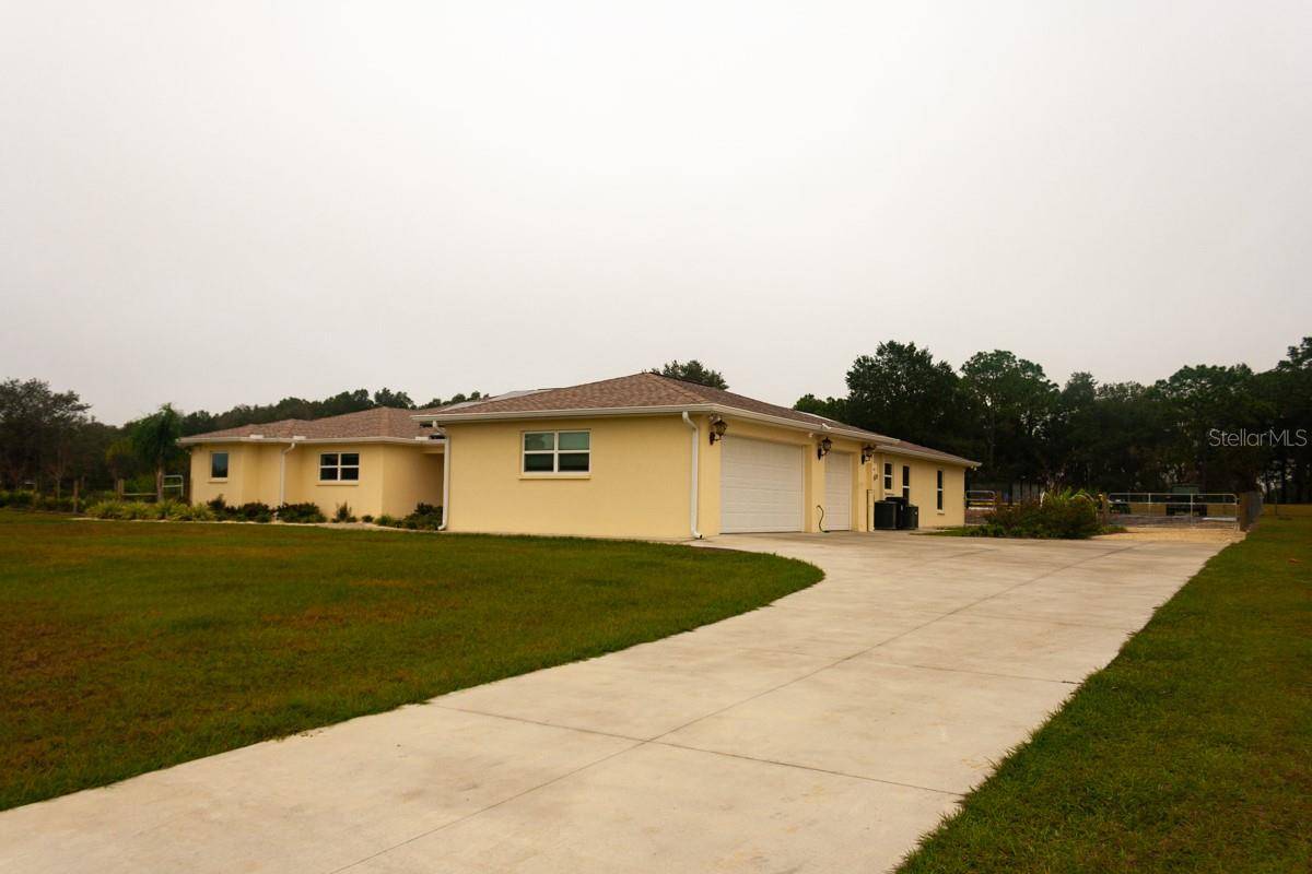 Floral City, FL 34436,8423 E ZEPHYR WING CT