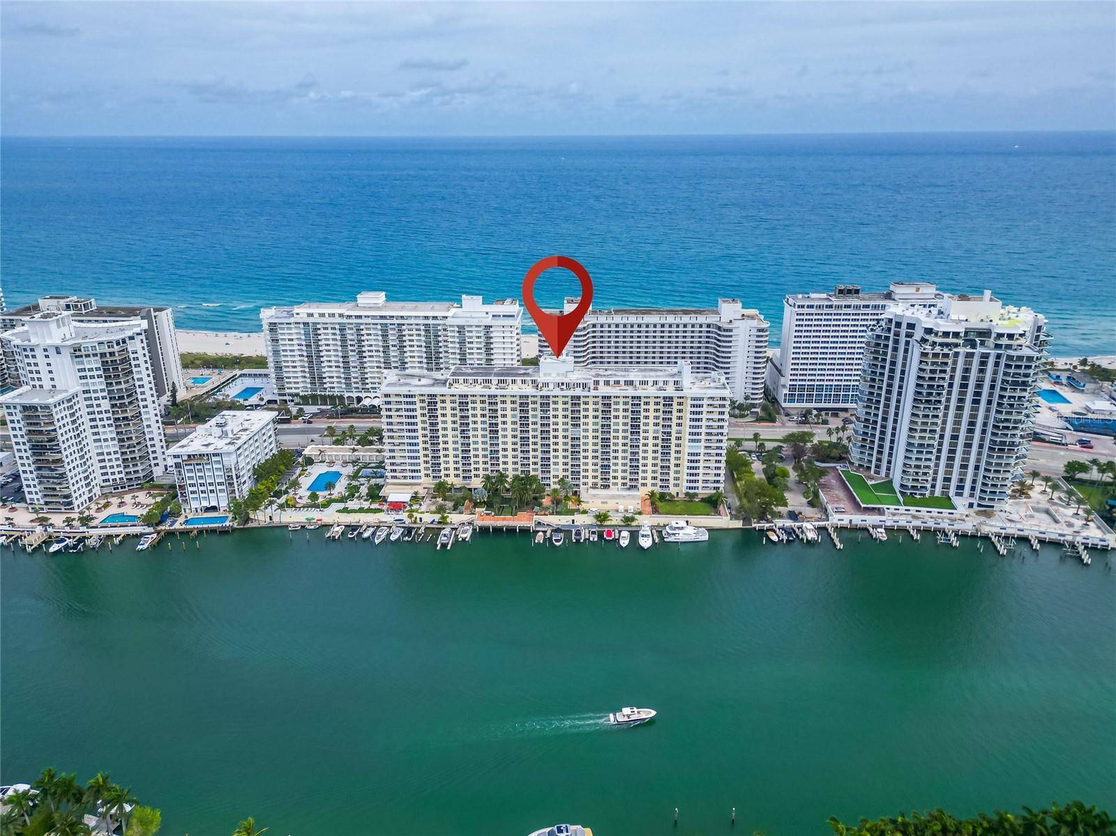 Miami Beach, FL 33140,5600 COLLINS AVE #6P
