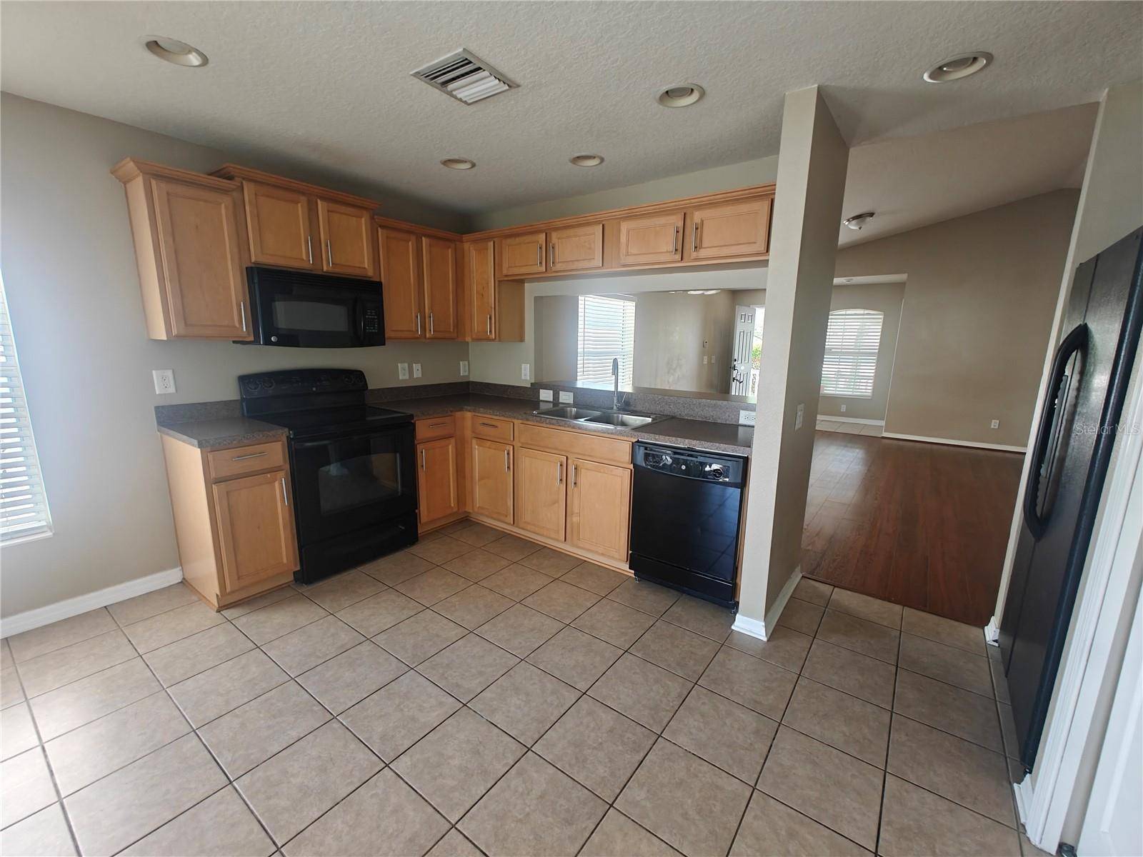 Riverview, FL 33578,8225 SUMMER WOOD LN