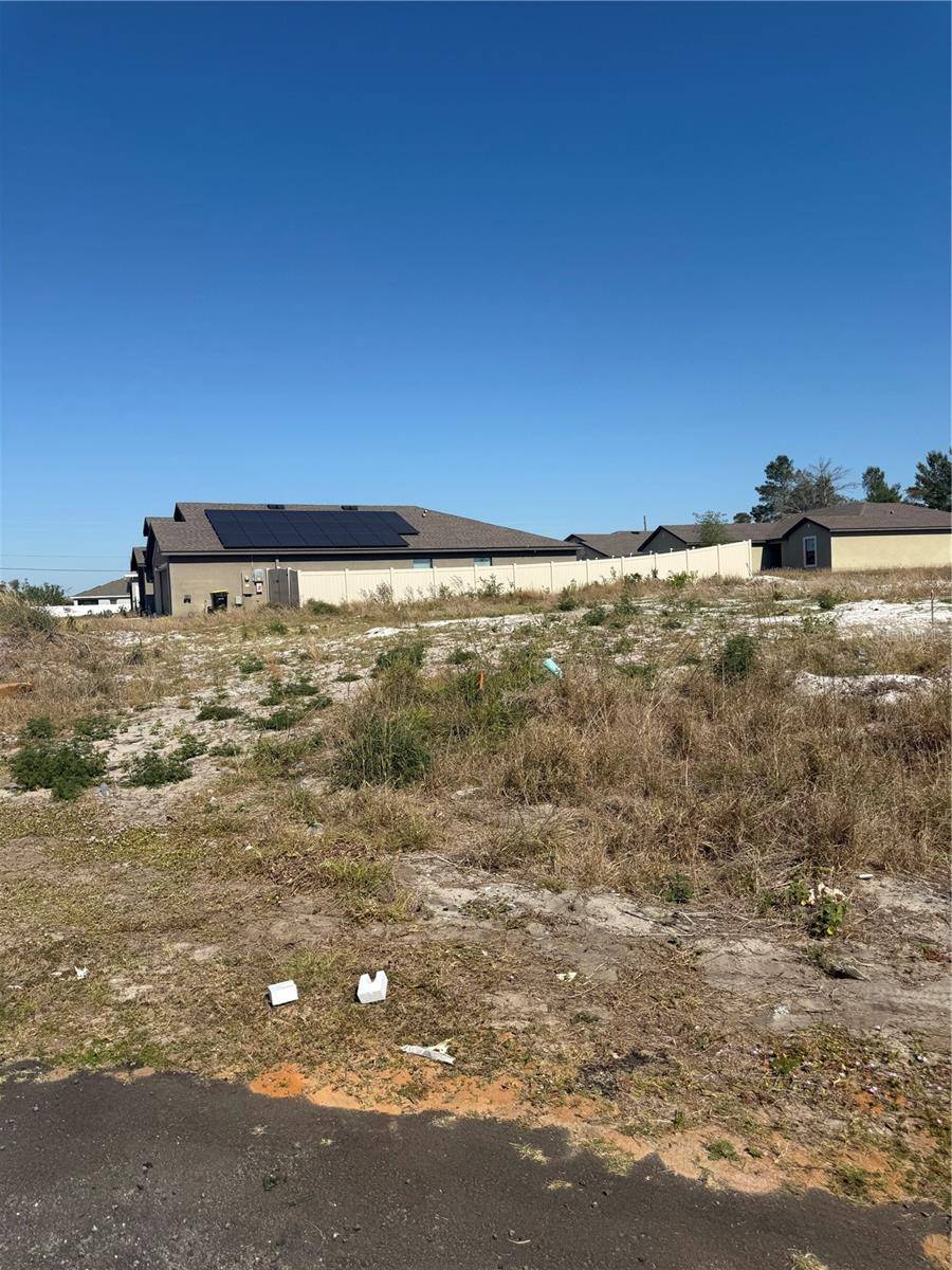 Kissimmee, FL 34759,17 LARCH LN