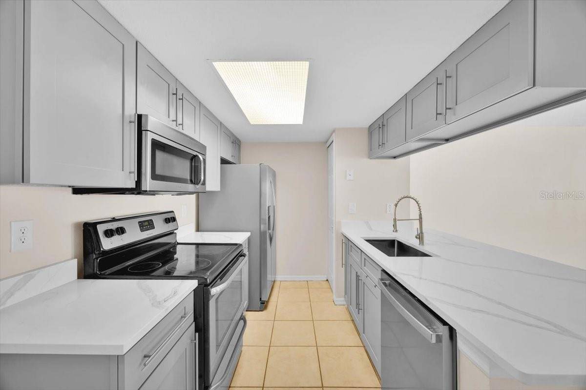 Kissimmee, FL 34746,2035 ROYAL BAY BLVD #47