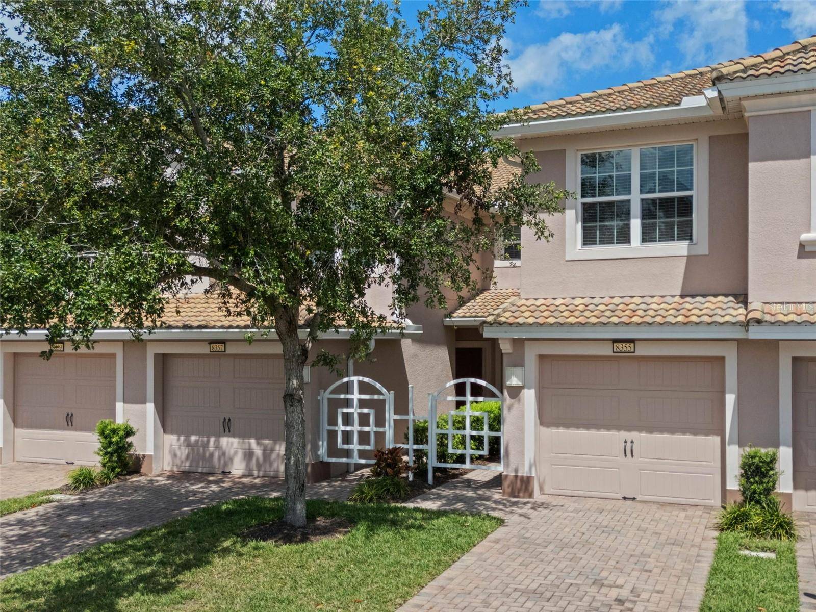 Davenport, FL 33896,8355 BELLA TIERRA CT
