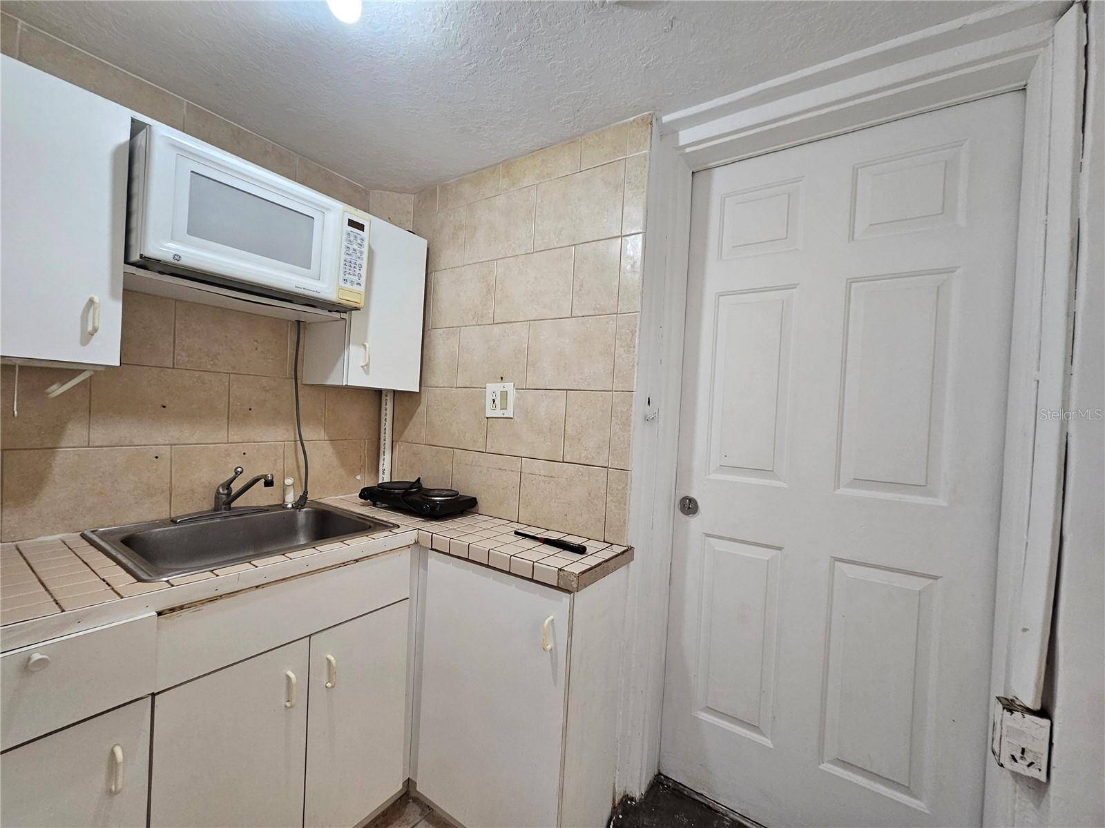 Orlando, FL 32807,6052 APPIAN WAY