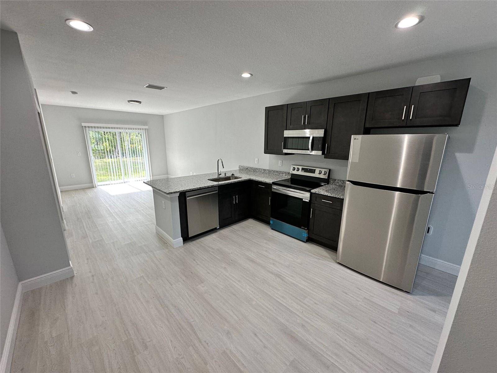 Port Charlotte, FL 33948,2088 FERNWOOD ST #2090