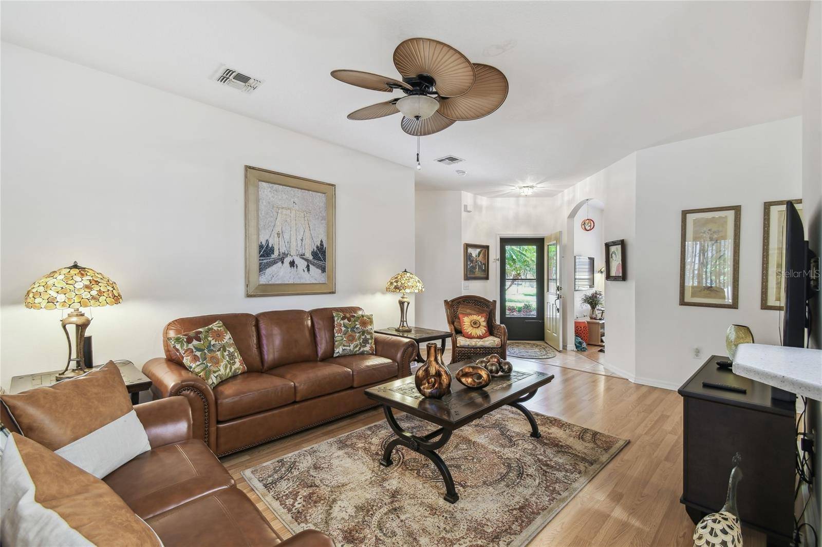 Poinciana, FL 34759,523 SHELL CREEK ST