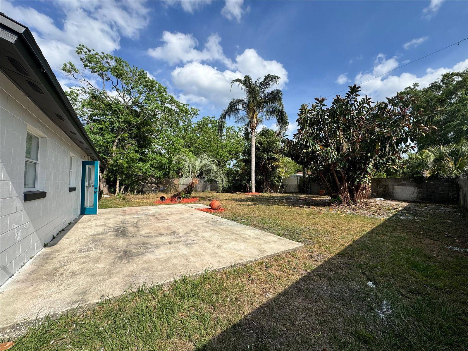 Orlando, FL 32810,1098 LEEWAY CT