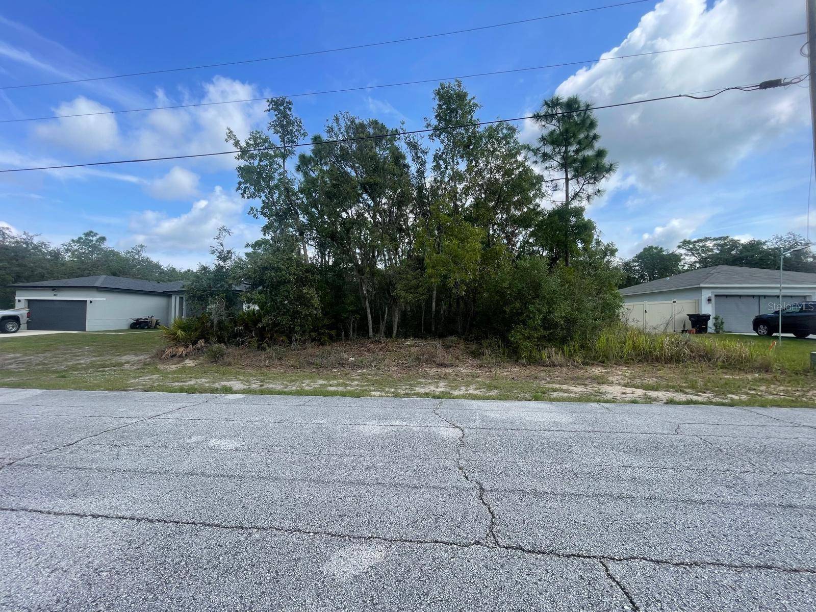 Poinciana, FL 34759,409 MULBERRY CT