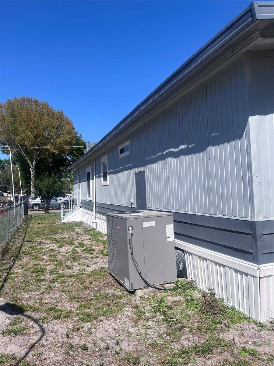 Auburndale, FL 33823,710 WHISPERING PINES DR